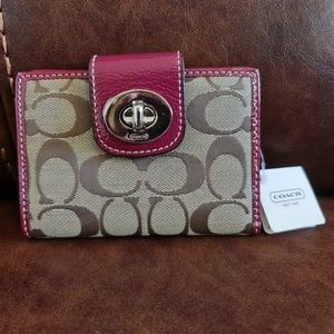 Brand New Coach Signature Turnlock Wallet